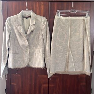 Kingslee Greene Jacquard 2PC Skirt and Blazer Suit- New without Tags